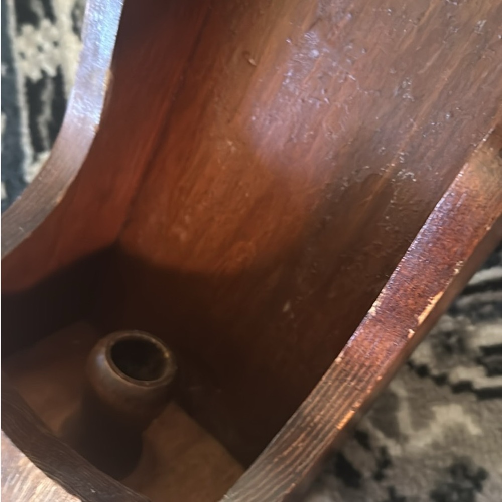 Wooden Pipe Holder